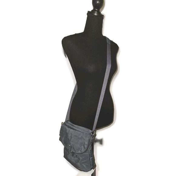 Baggallini Dublin Blue Nylon Crossbody Shoulder Bag EUC 10x12x3 - Picture 2 of 12